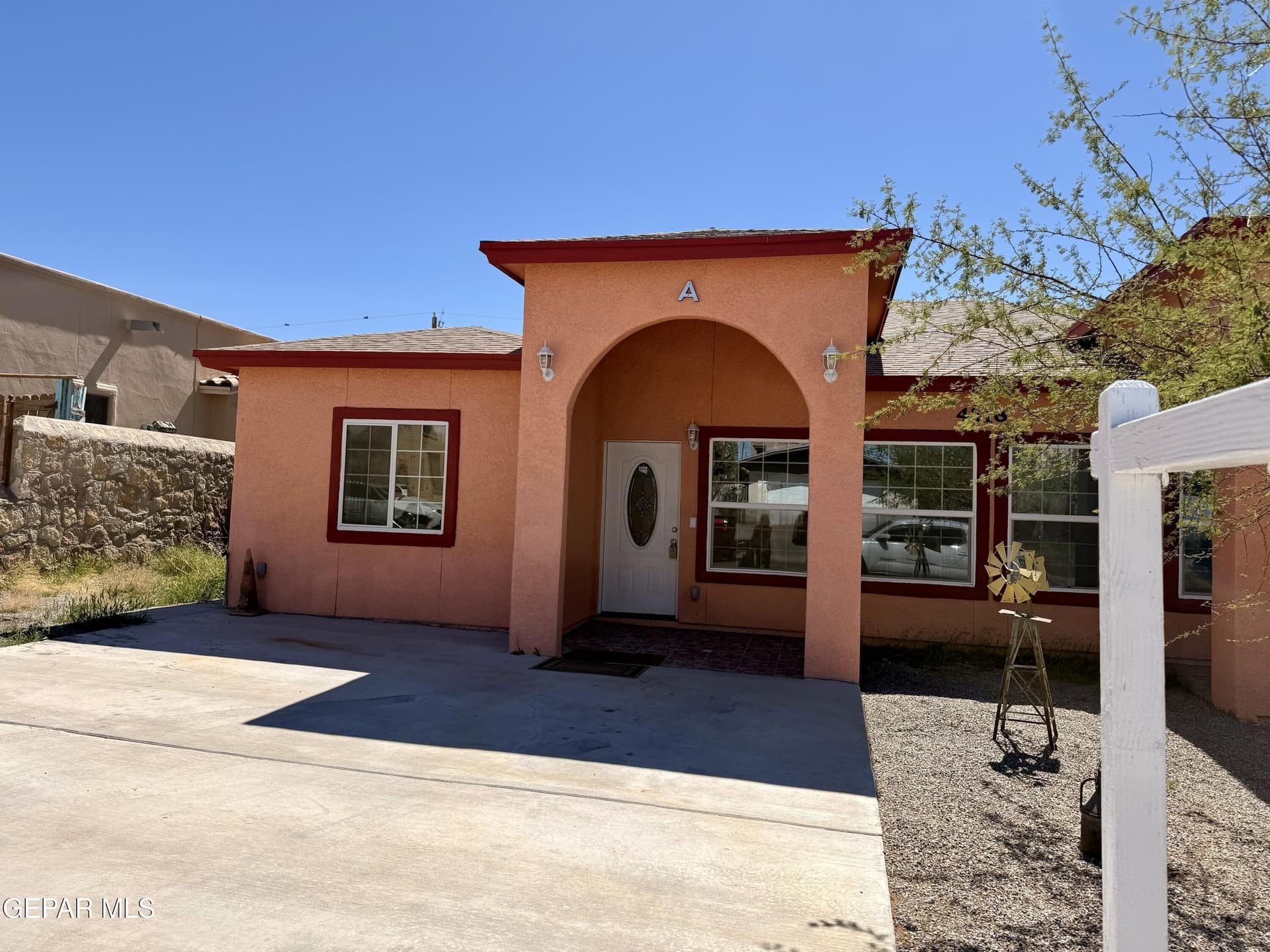 10 acres in El Paso County