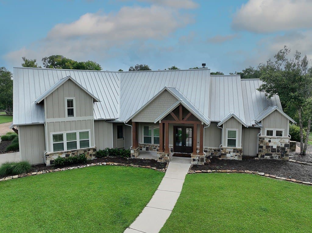 13.6 acres in Waller County featured view