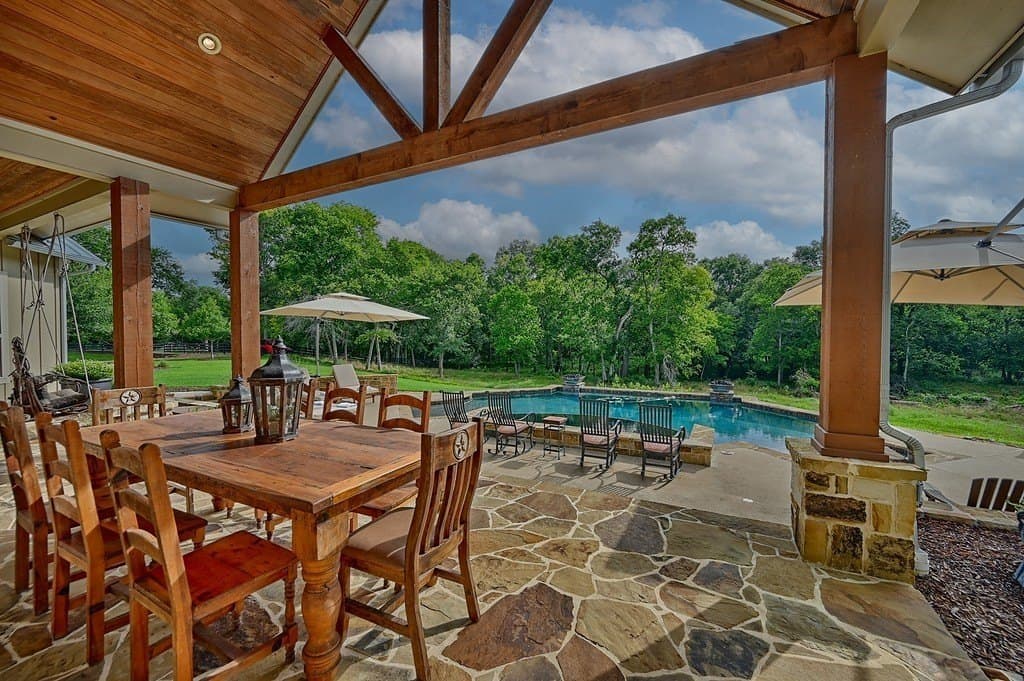 13.6 acres in Waller County gallery image 2