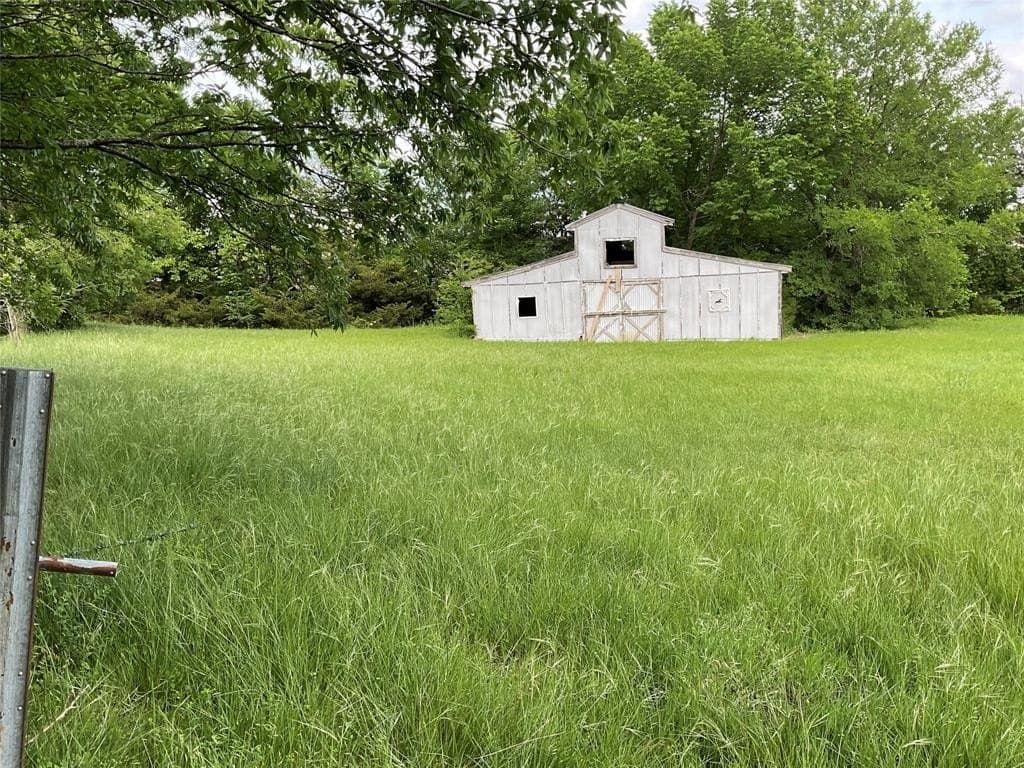 4.84 acres in Collin County gallery image 2