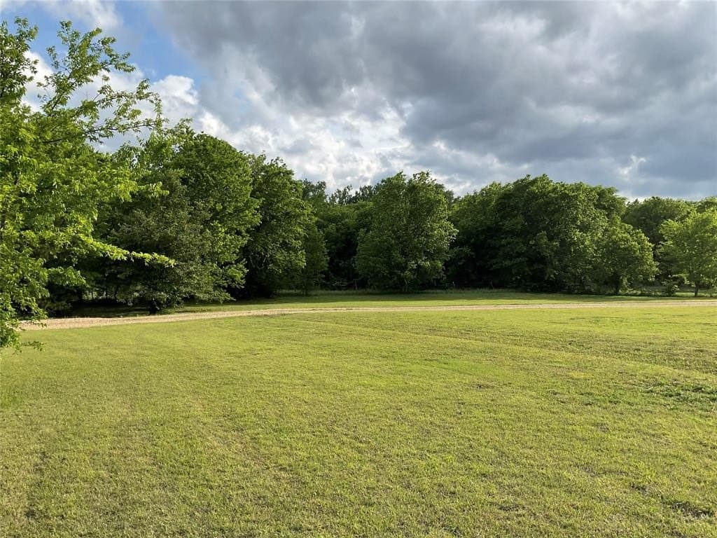 4.84 acres in Collin County gallery image 3