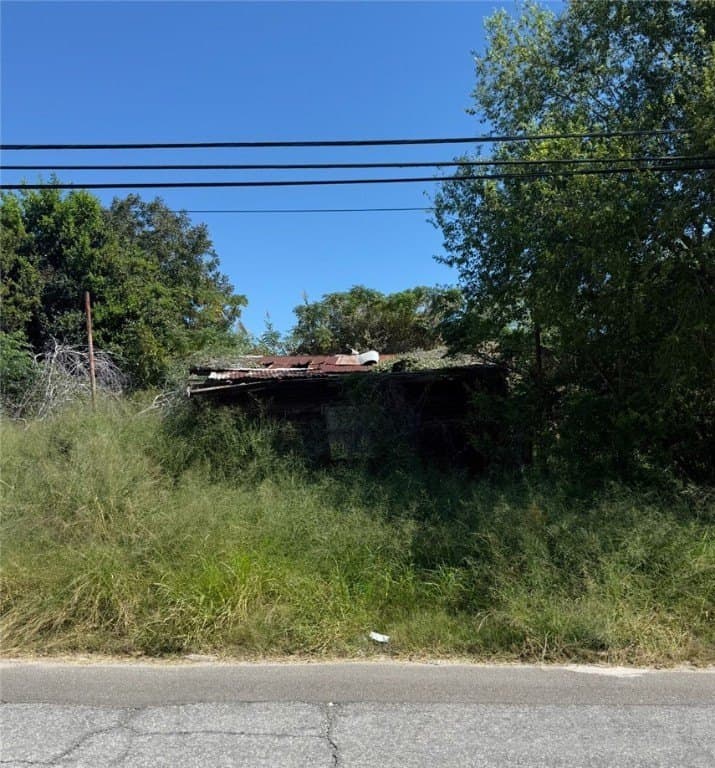 0.09 acres in Nueces County