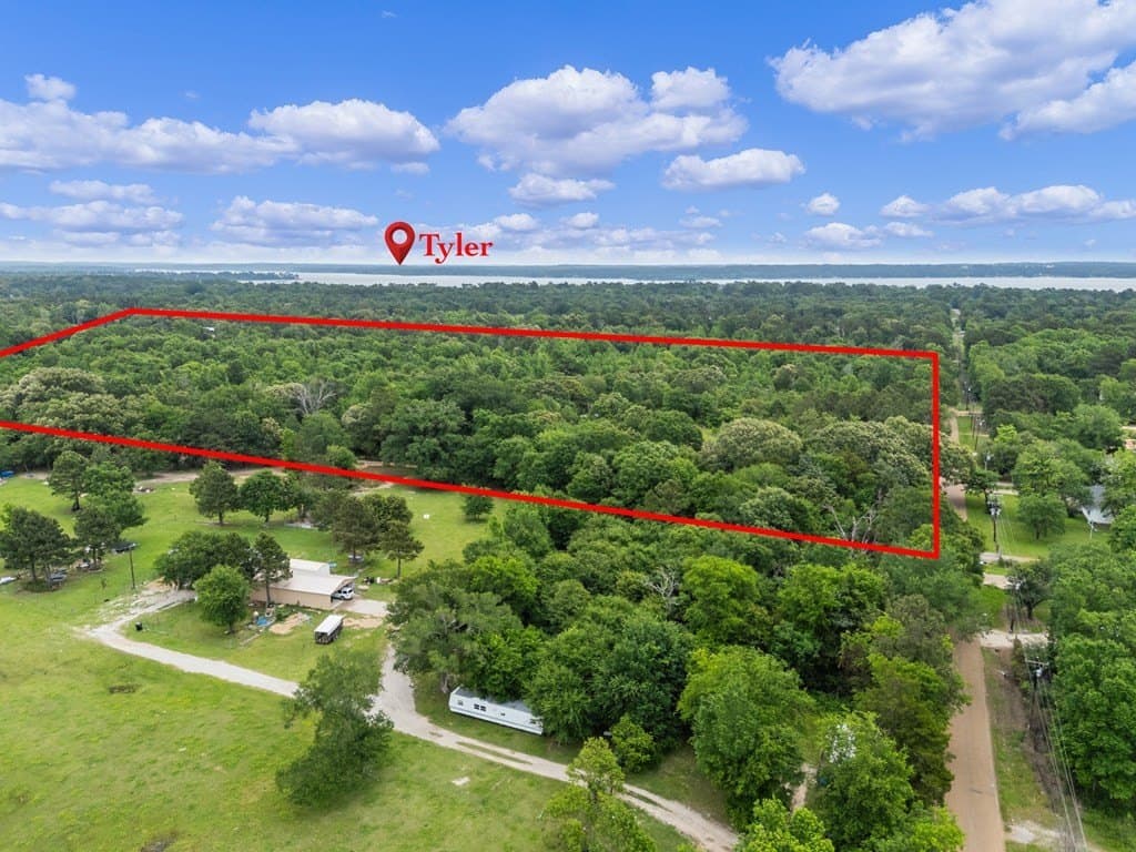 18 acres in Henderson County featured view