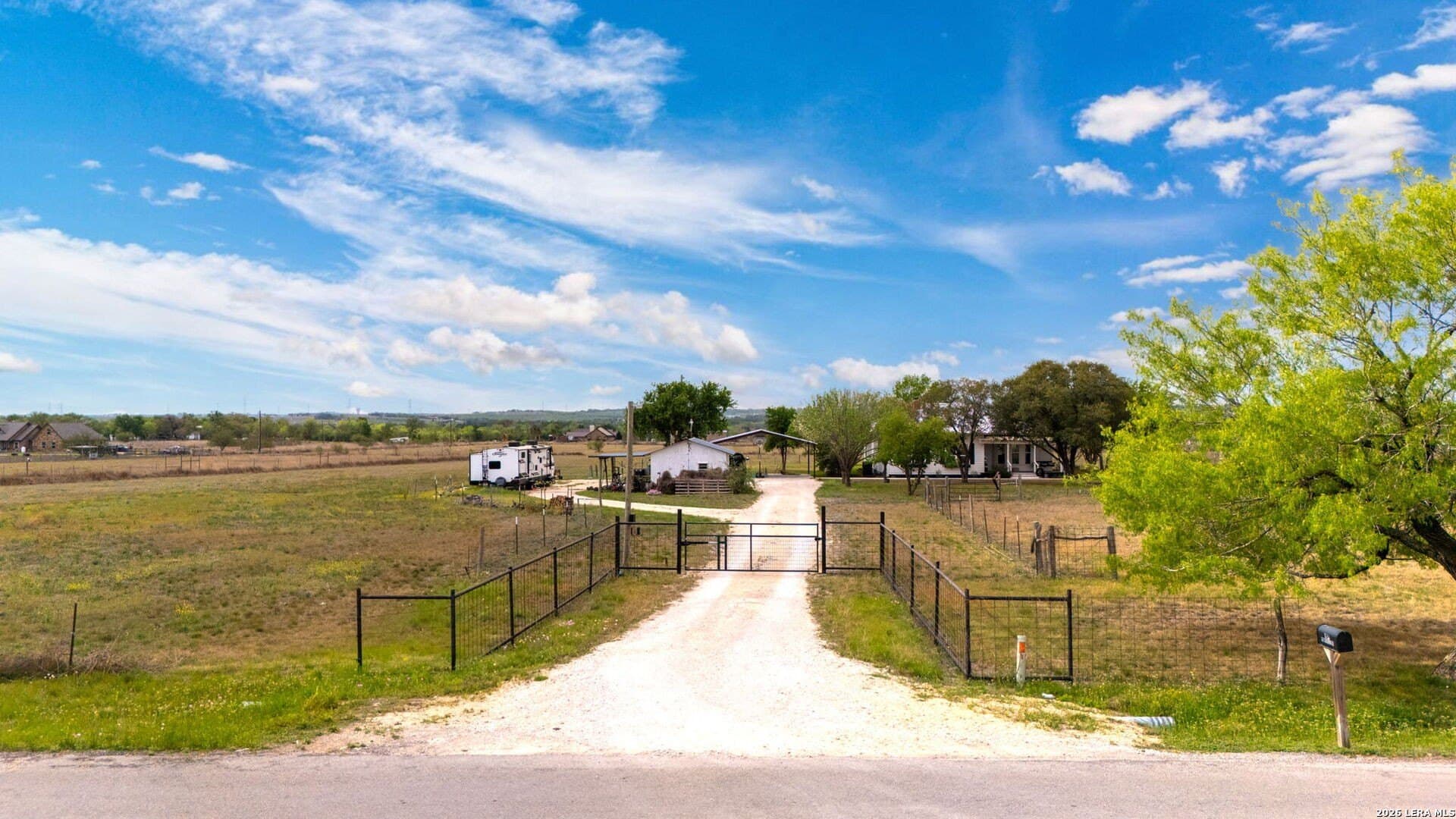 13.7 acres in Guadalupe County - photo 31