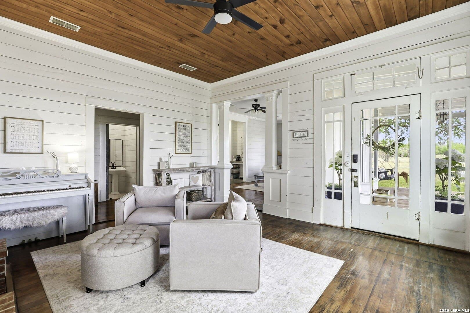 13.7 acres in Guadalupe County gallery image 3