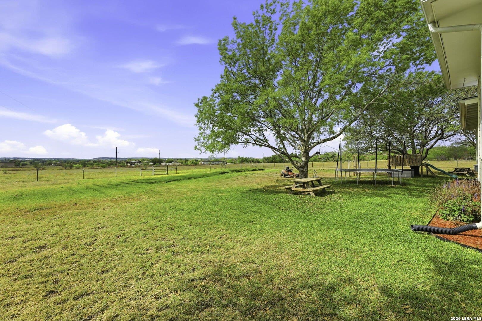 13.7 acres in Guadalupe County - photo 35