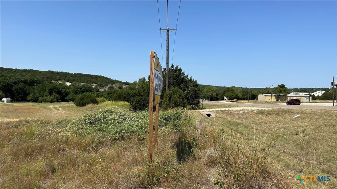 4.01 acres in Coryell County gallery image 4