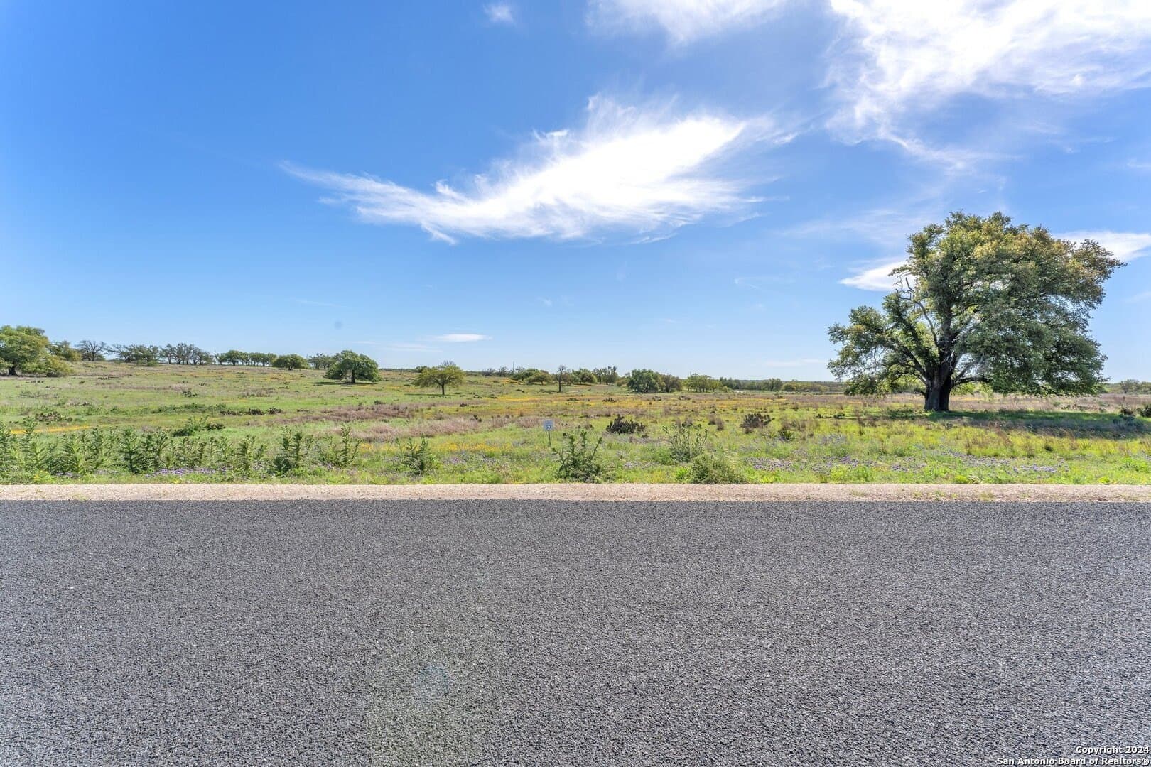 5.25 acres in Kerr County - photo 6