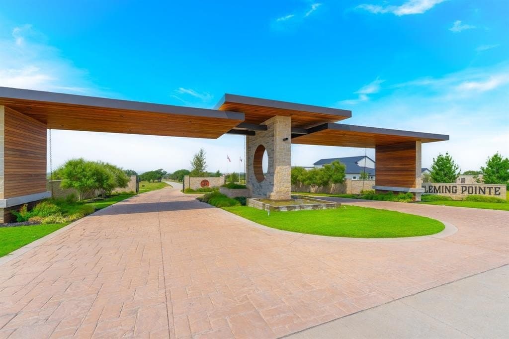 5.14 acres in Tarrant County gallery image 4
