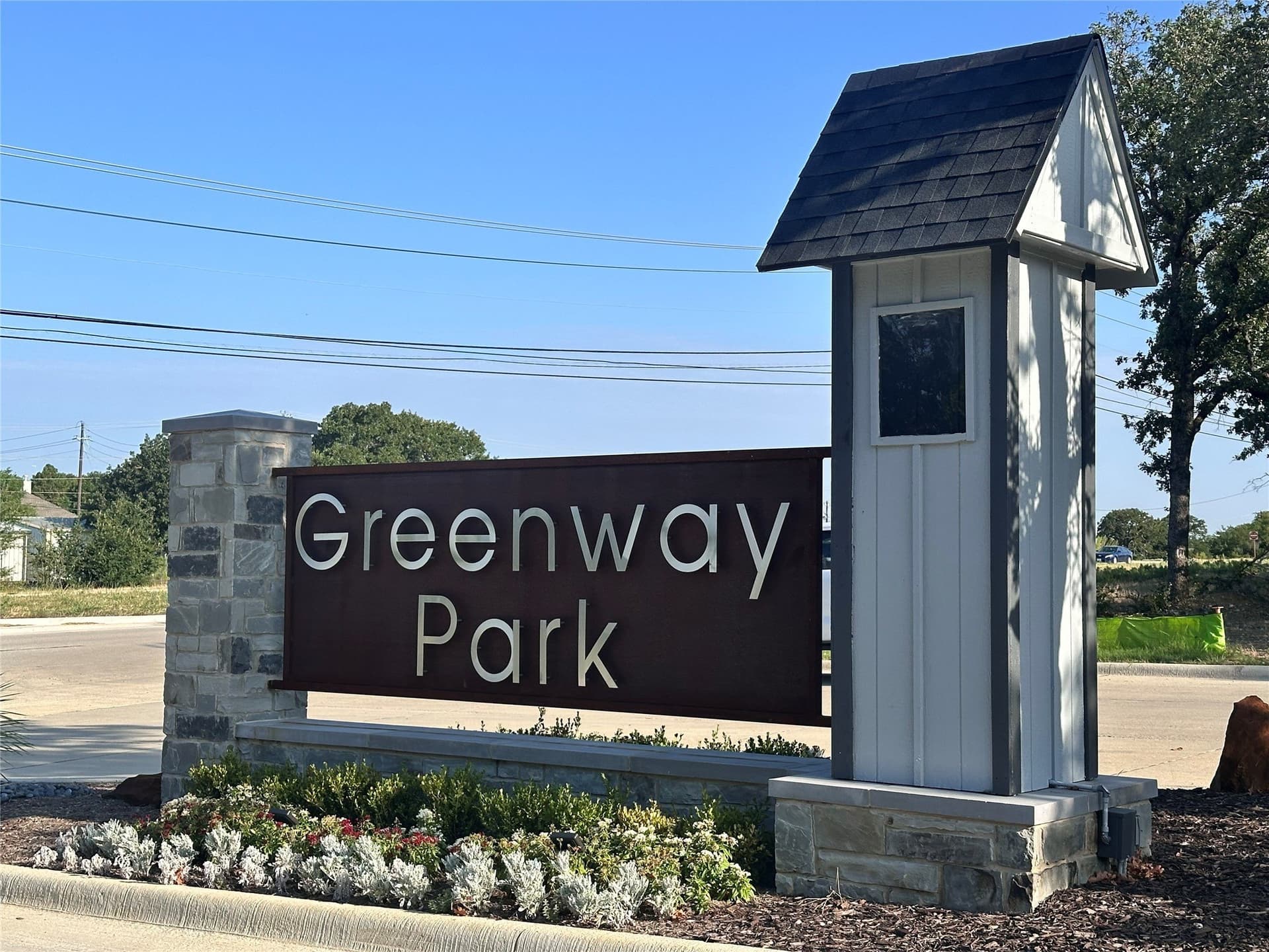 0.57 acres in Tarrant County - photo 2