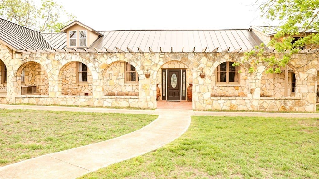 9.75 acres in Kerr County - photo 18