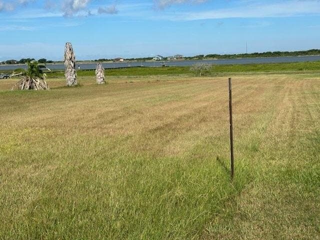 0.93 acres in Palacios Area County - photo 6