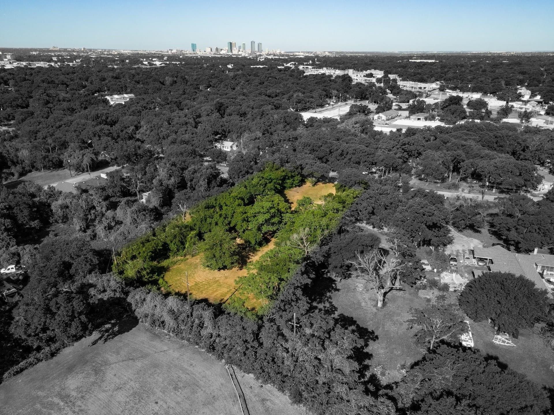 1.12 acres in Tarrant County - photo 2