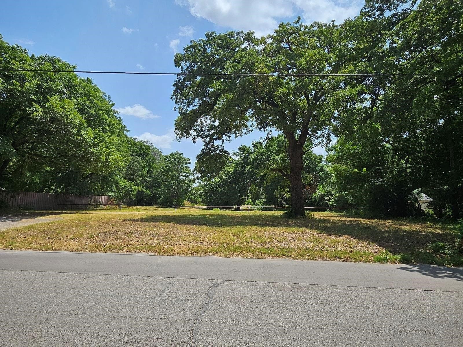 1.12 acres in Tarrant County - photo 6