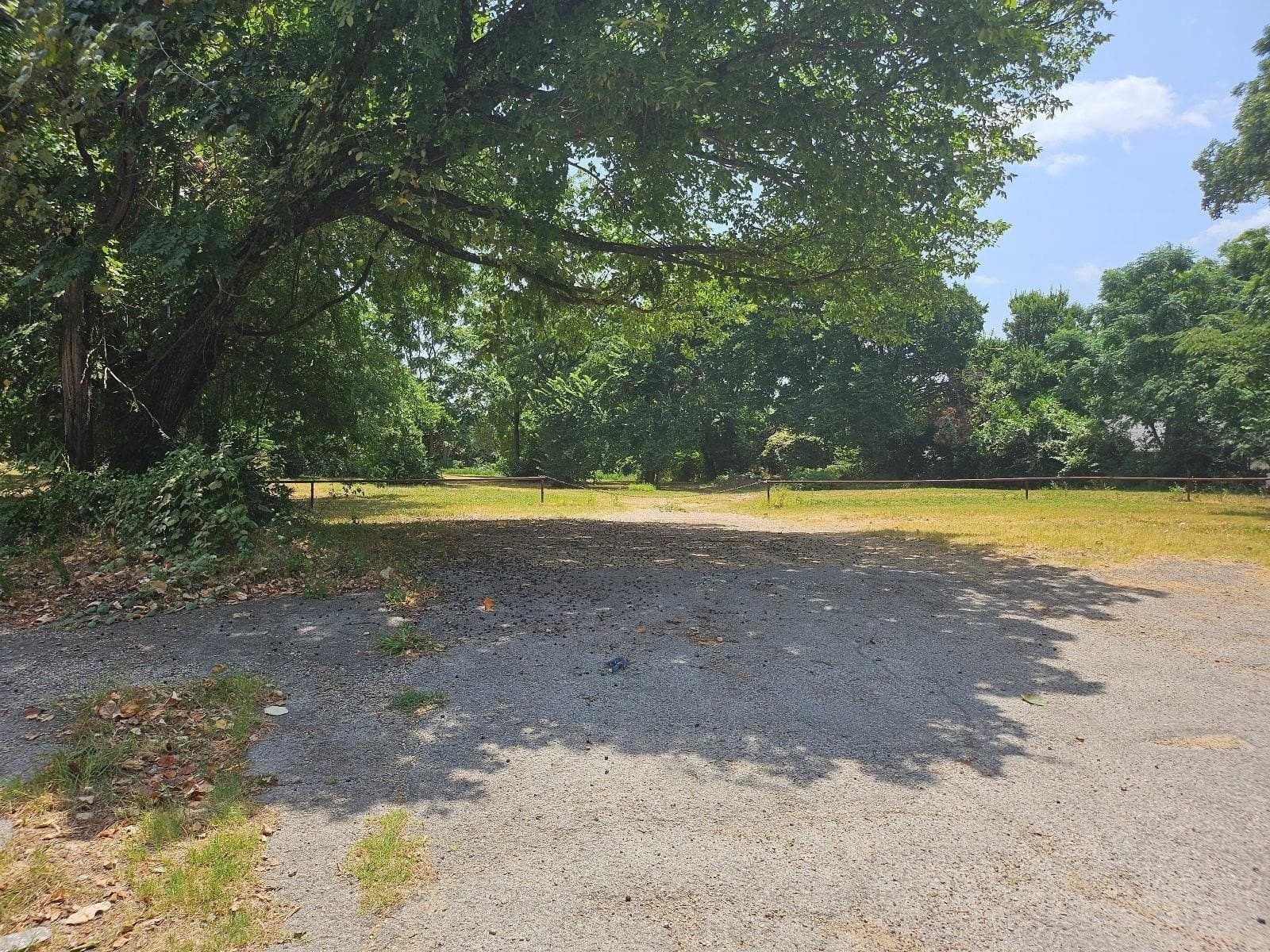 1.12 acres in Tarrant County - photo 3