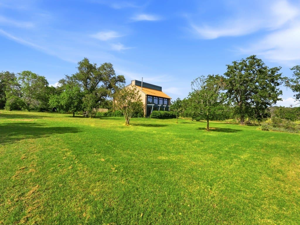 7.05 acres in Gillespie County gallery image 3