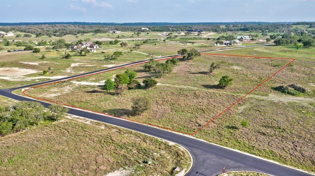 5.01 acres in Kerr County - photo 9