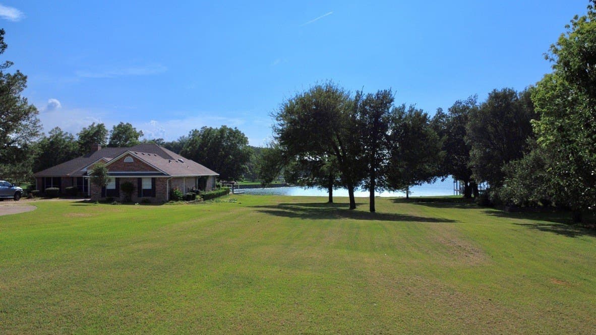 0.5 acres in Navarro County - photo 7