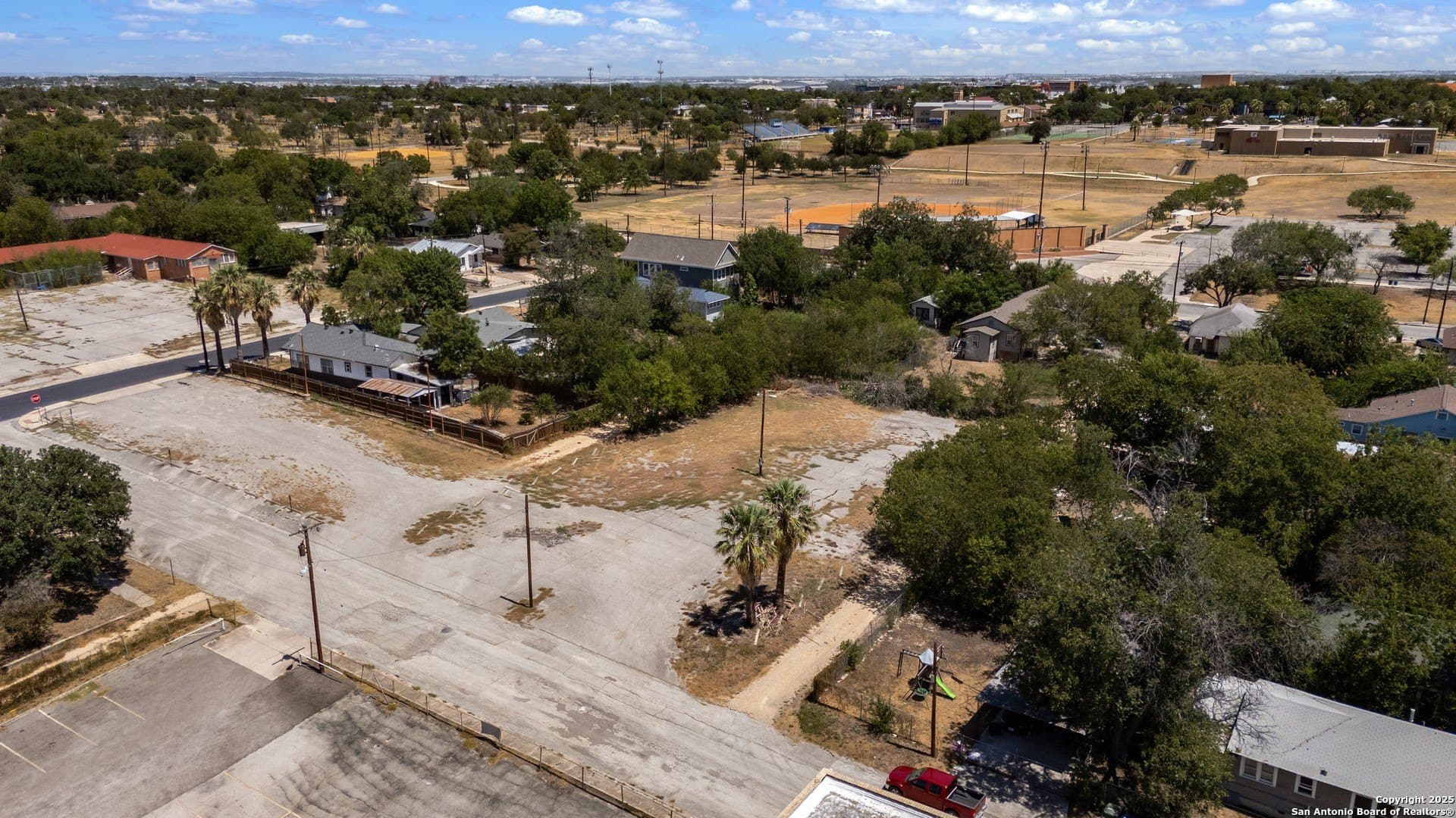 0.25 acres in Bexar County gallery image 4