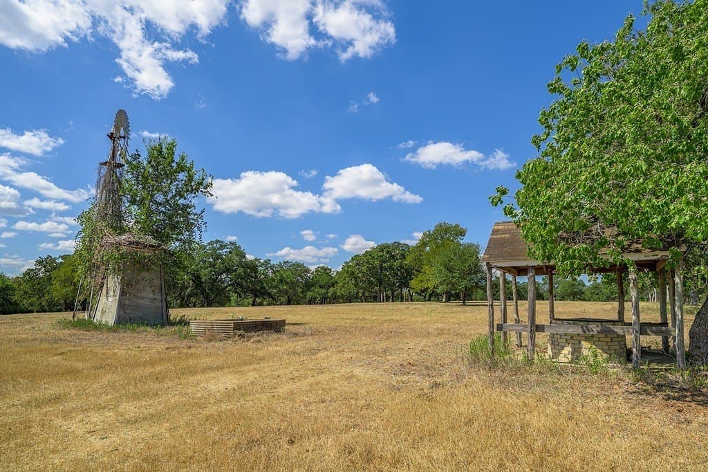 57.46 acres in Fayette County - photo 9