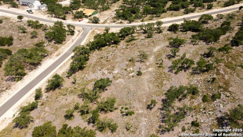 5.02 acres in Comal County - photo 6