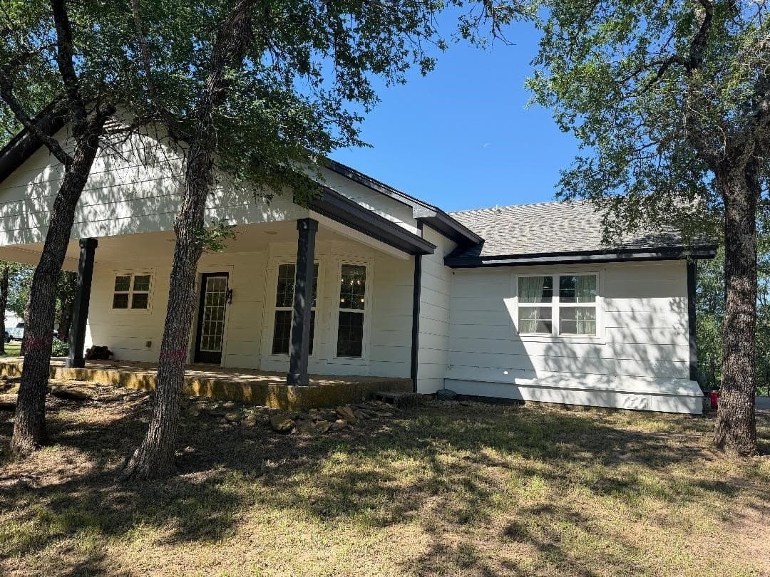 25 acres in Hill County