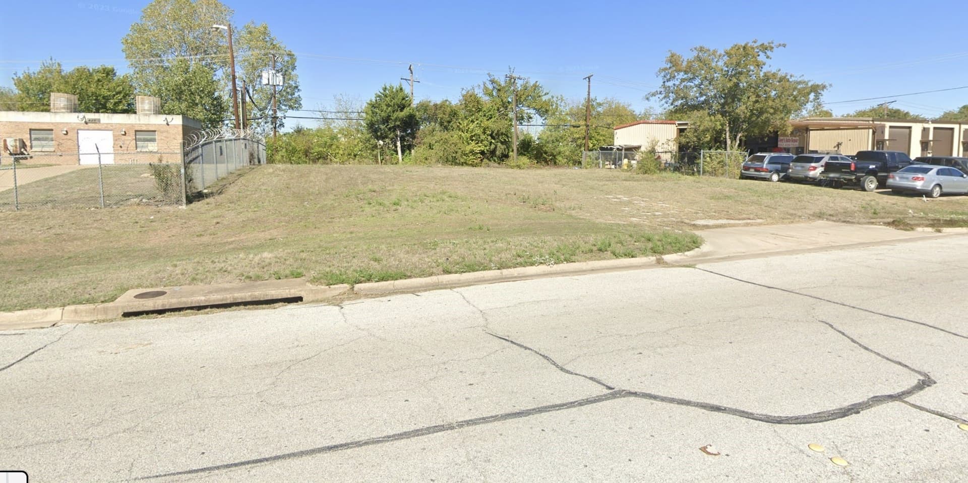 0.25 acres in Tarrant County gallery image 3