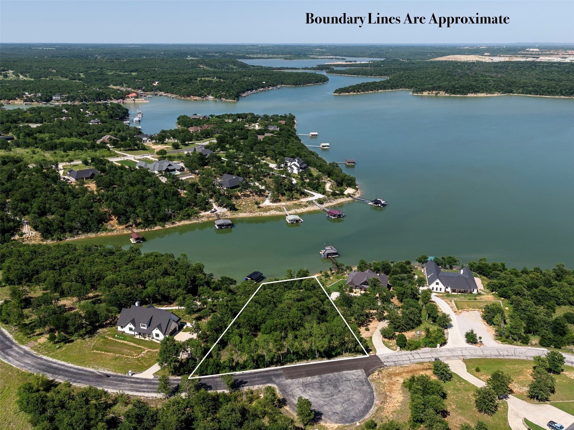 1.06 acres in Wise County gallery image 2