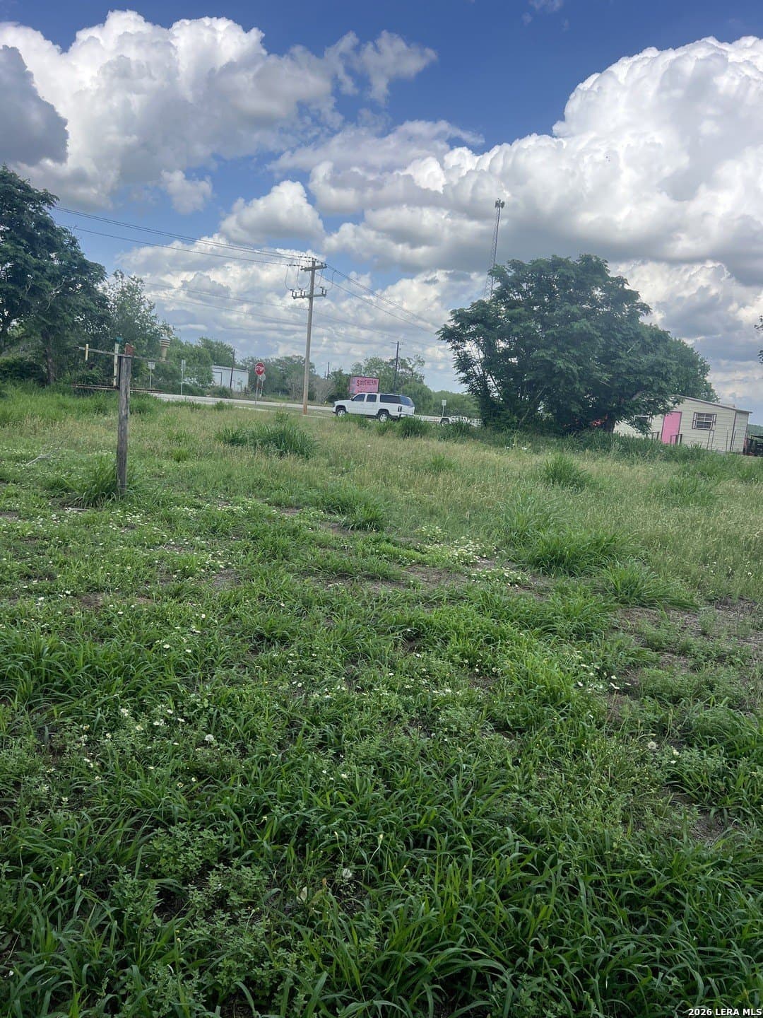 0.19 acres in Gonzales County - photo 4