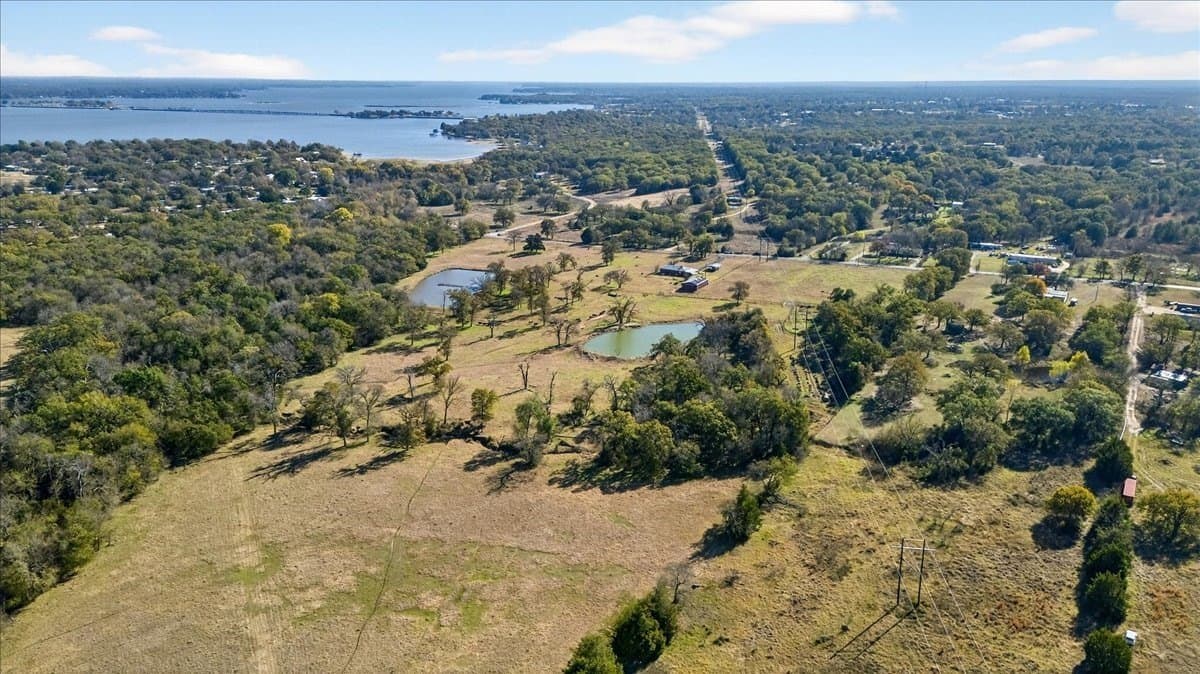 151.44 acres in Henderson County