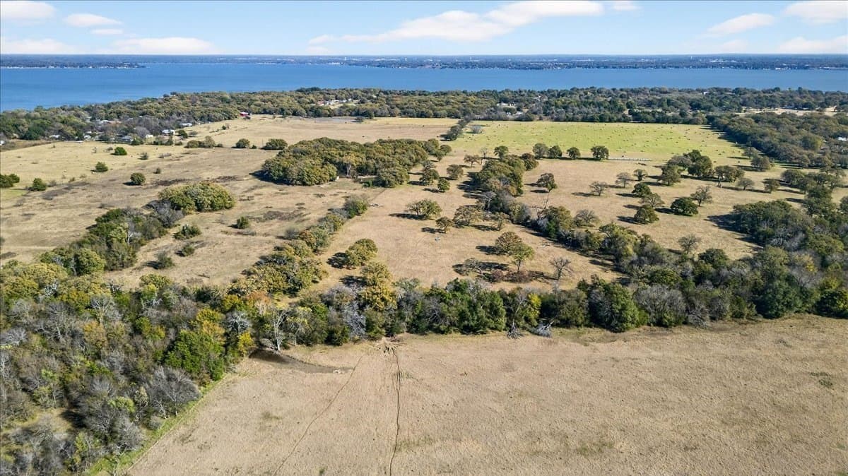 151.44 acres in Henderson County - photo 37