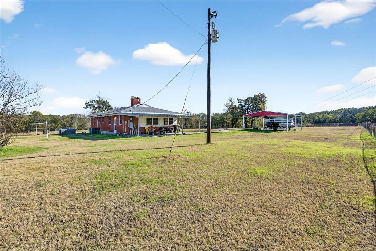 151.44 acres in Henderson County - photo 12