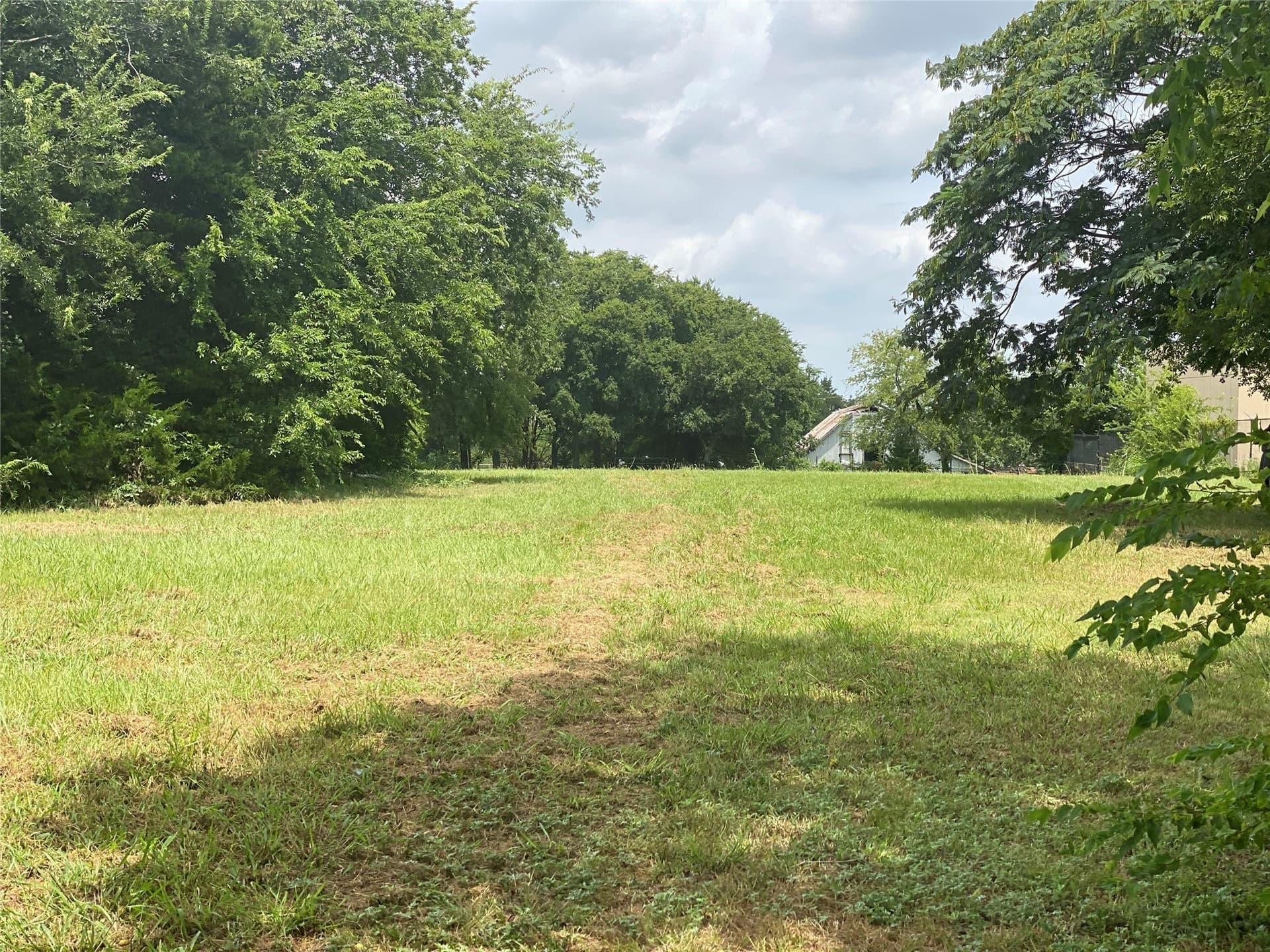 1.5 acres in Dallas County - photo 12