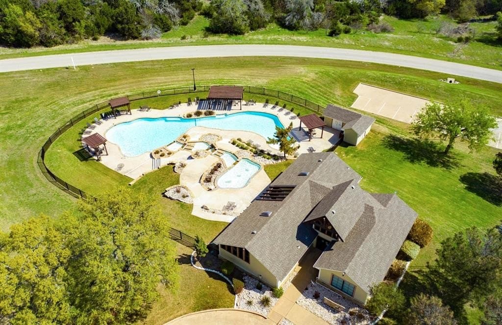 0.1 acres in Hill County featured view