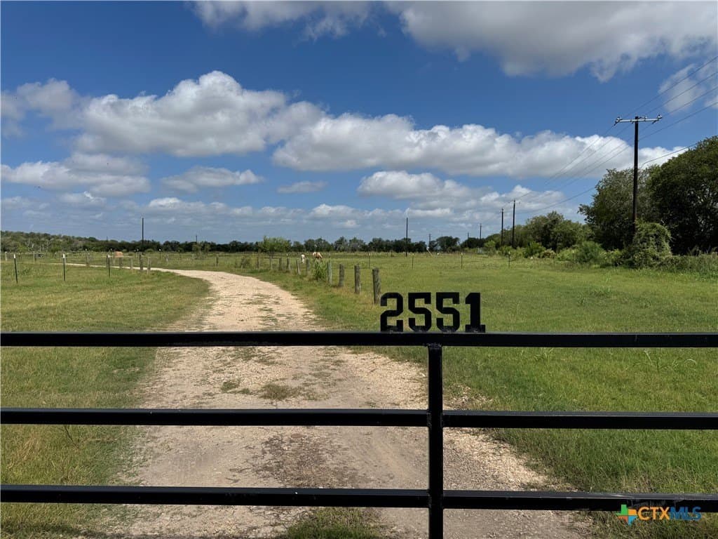 16.87 acres in Guadalupe County featured view
