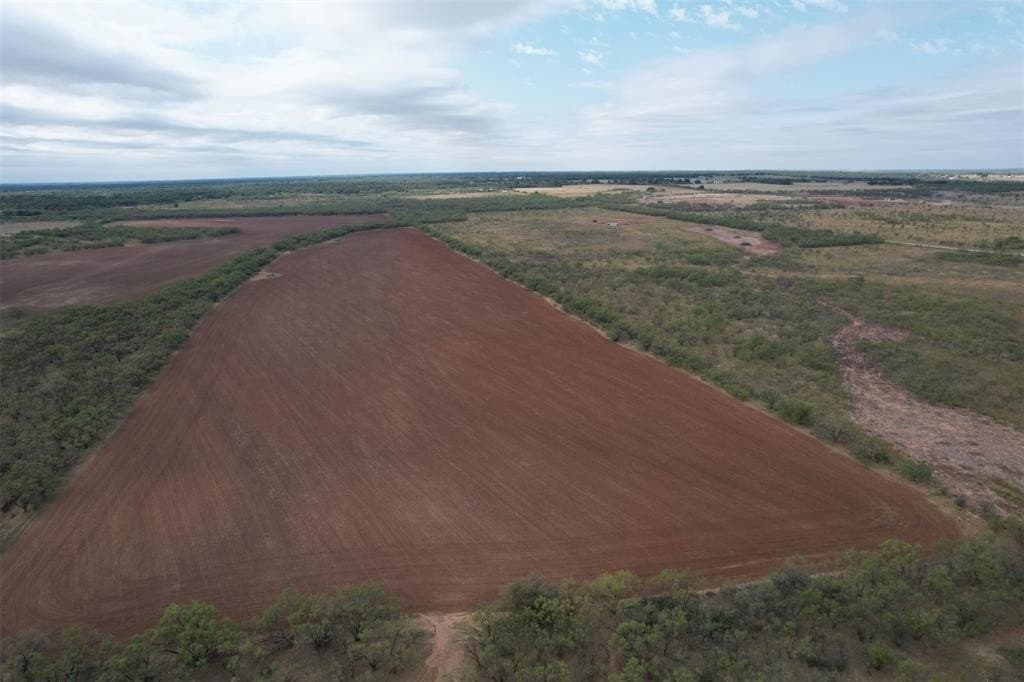 18 acres in Jones County gallery image 4