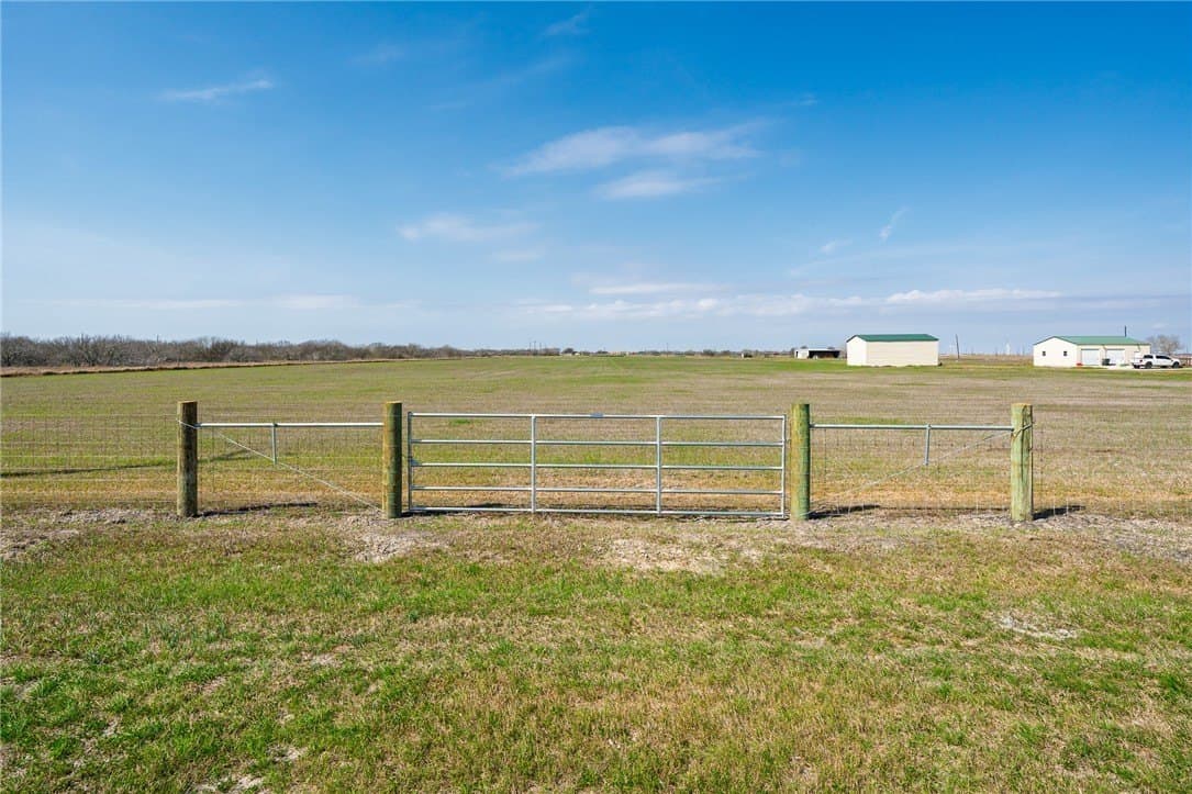 18.45 acres in San Patricio County