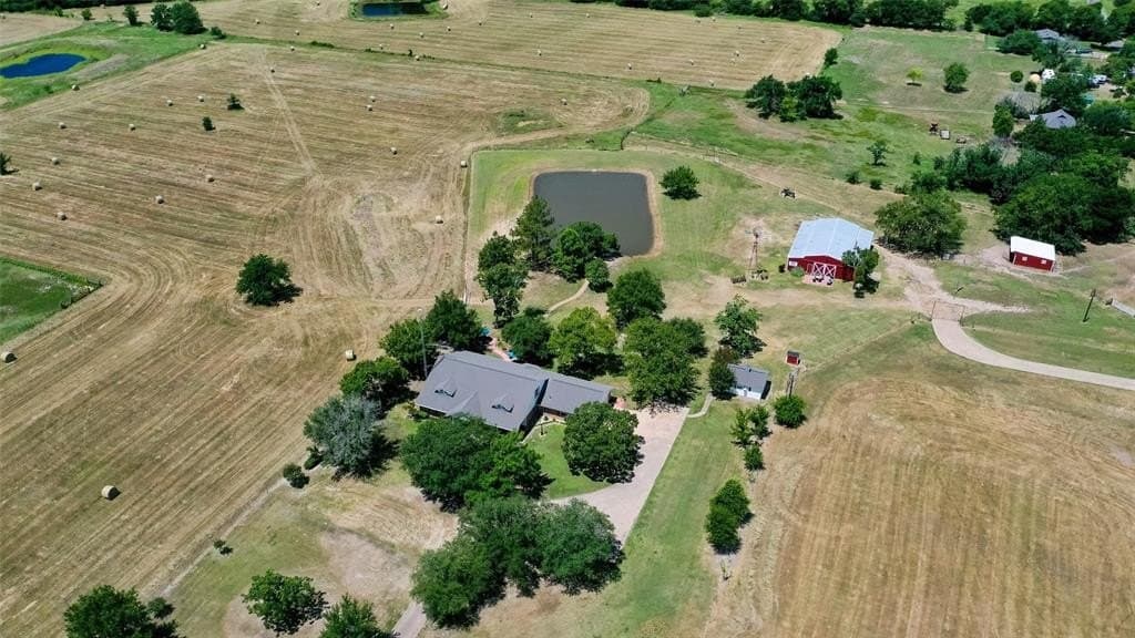 10.63 acres in Hopkins County