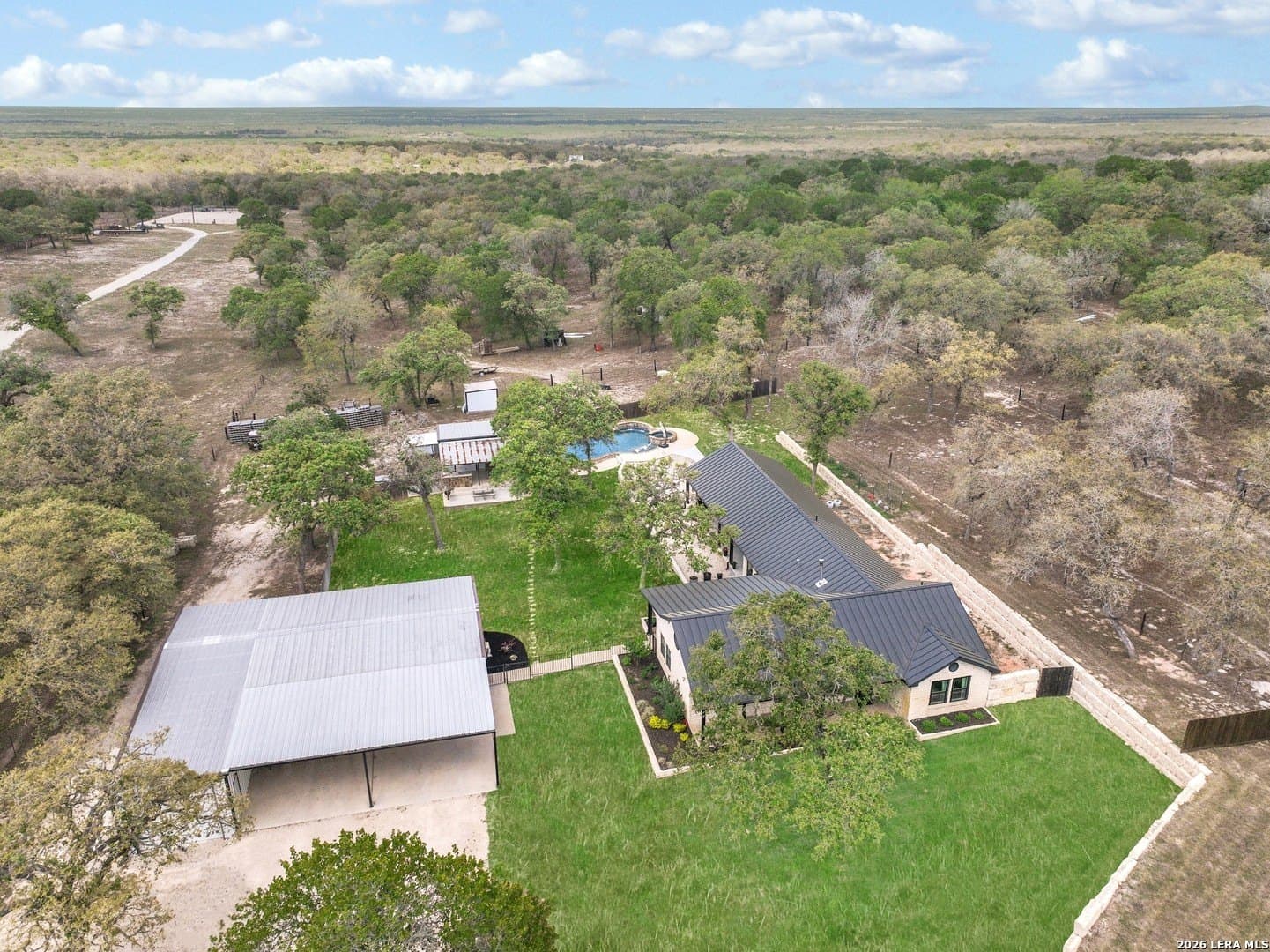 10 acres in Guadalupe County gallery image 4