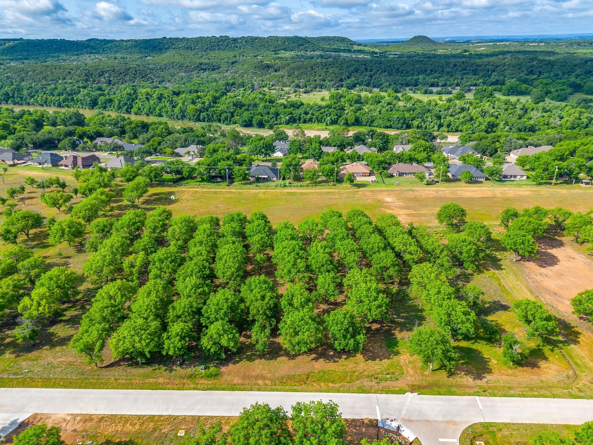 1.11 acres in Hood County gallery image 2