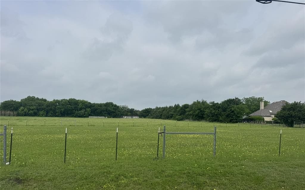 0.75 acres in Dallas County gallery image 2