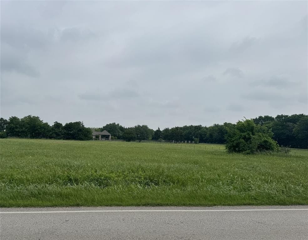 0.75 acres in Dallas County gallery image 3