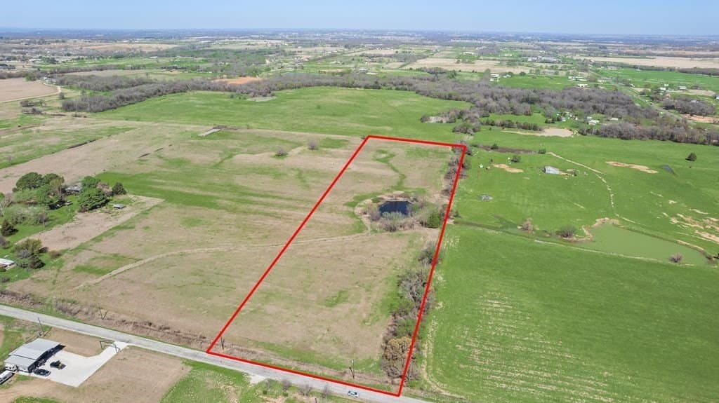 10 acres in Denton County - photo 6