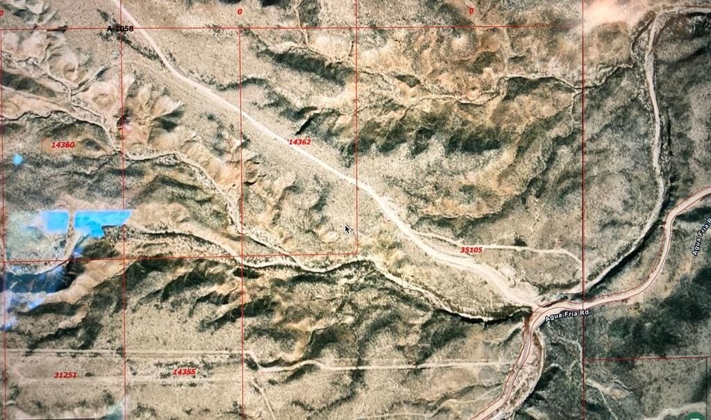 20 acres in Brewster County