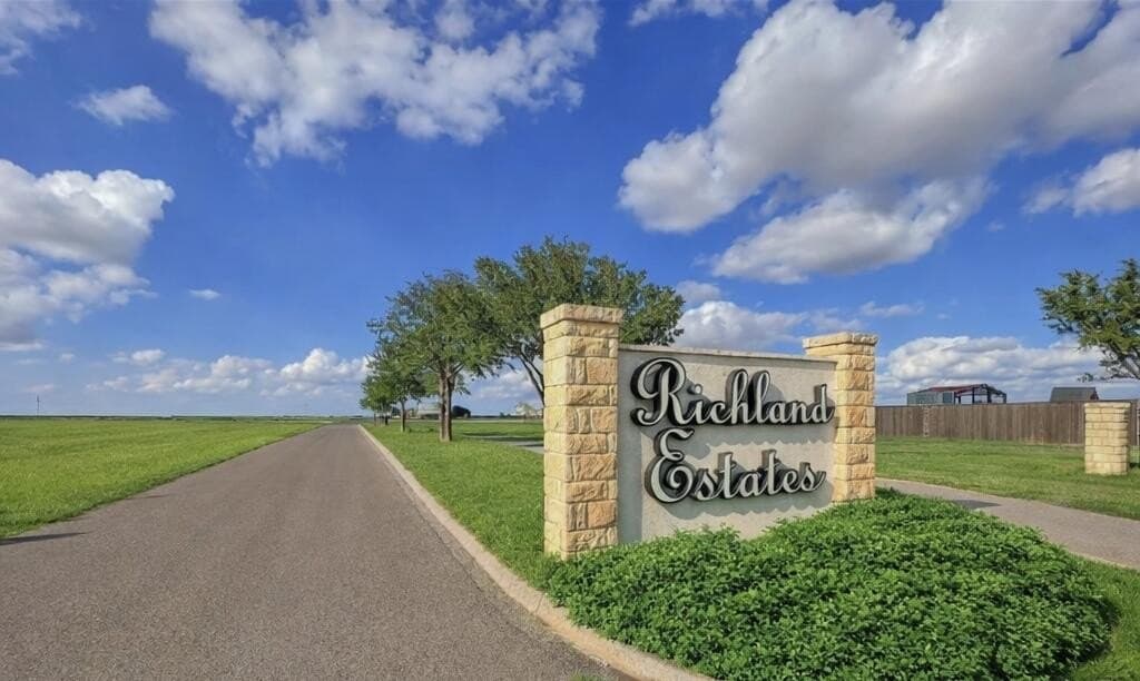 1.04 acres in Hockley County gallery image 2