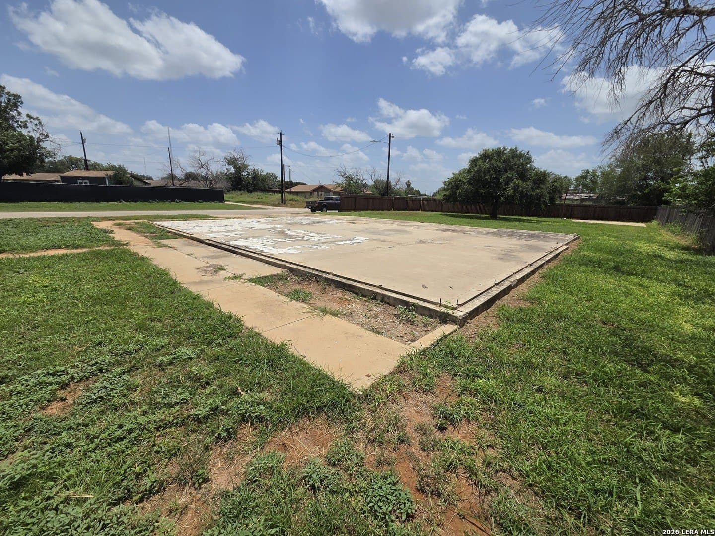 0.37 acres in Frio County - photo 20