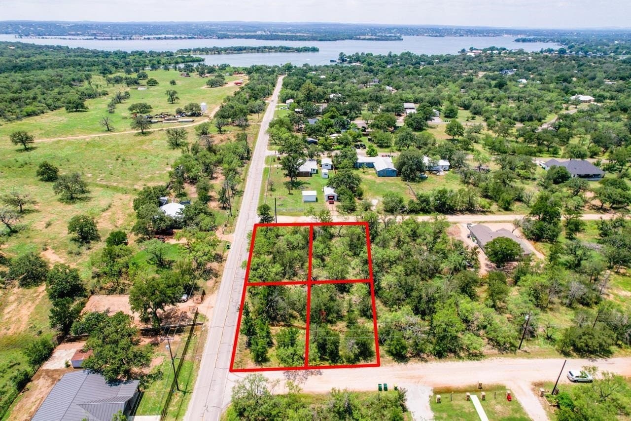 0.44 acres in Burnet County