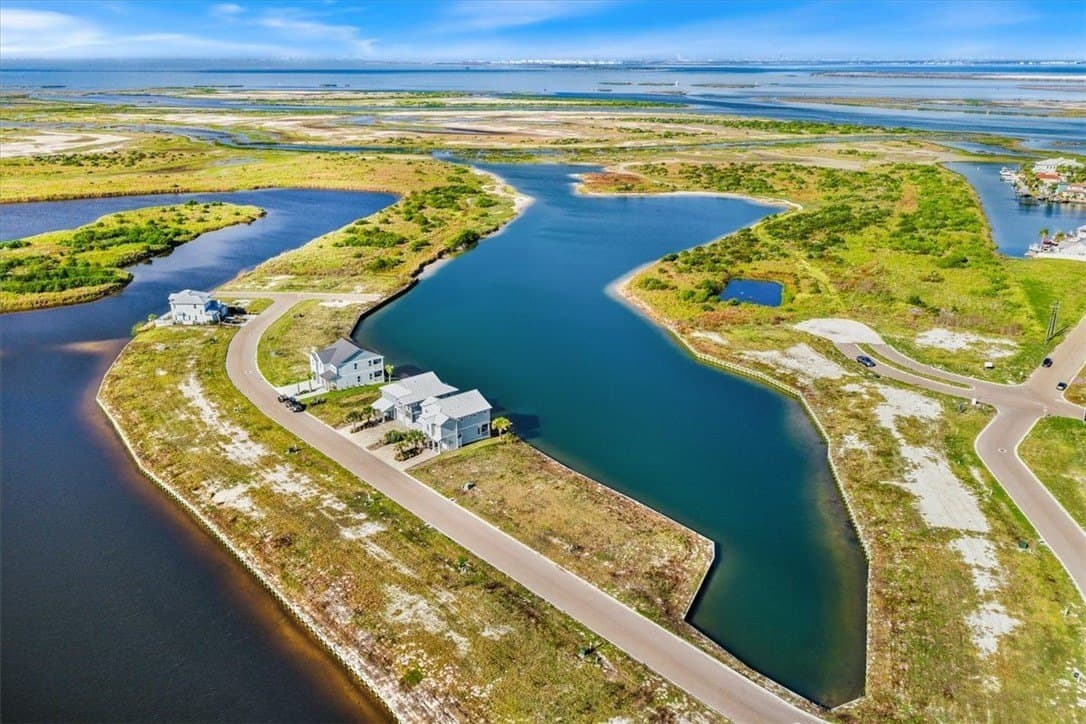 0.13 acres in Nueces County - photo 7