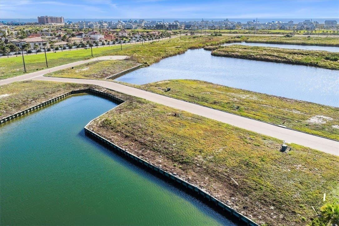 0.13 acres in Nueces County - photo 13