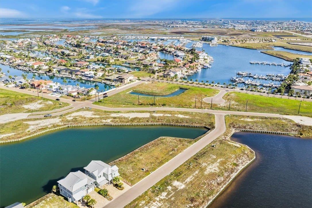 0.13 acres in Nueces County - photo 9